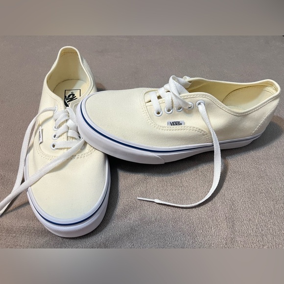 Authentic Vans Shoes Off White / Cream Colour Men’s / Women’s Size 7.5 M / 9 W - Picture 13 of 15